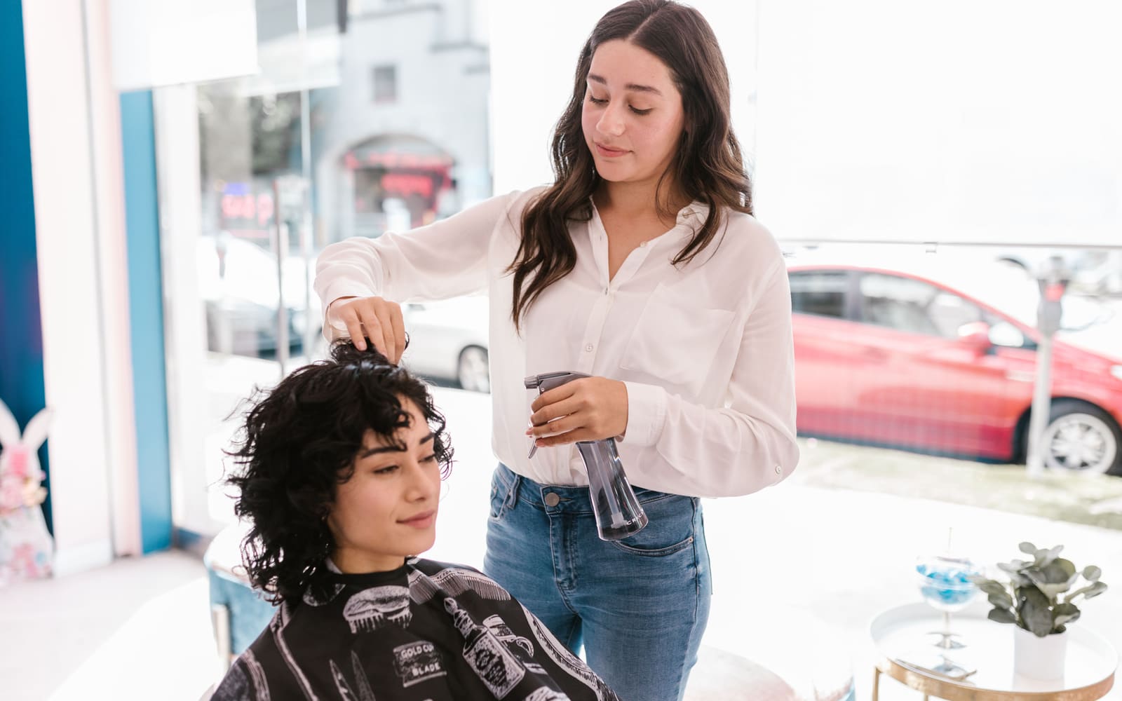 Professional cosmetology and beauty training at ICDS
